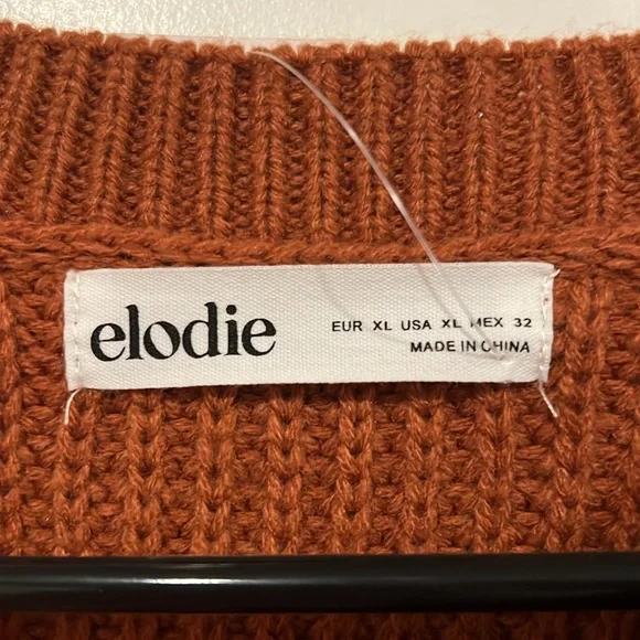 ELODIE Crewneck Cropped Sweater in Rust XL 🧡 - Picture 5 of 5